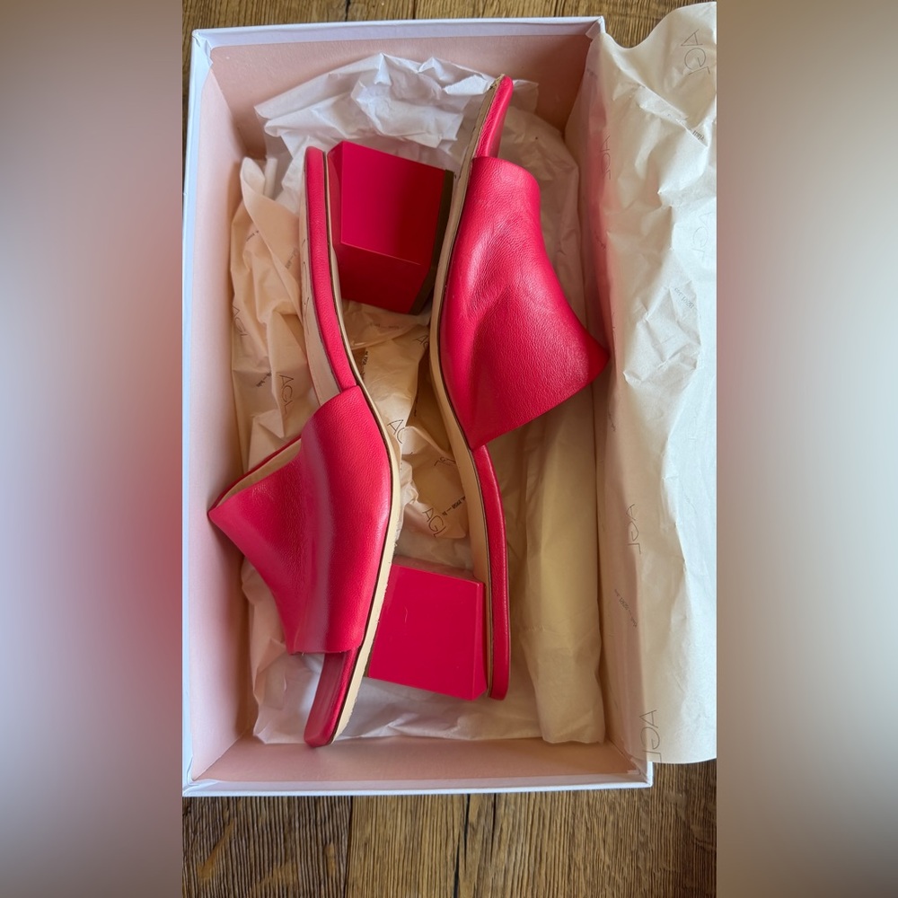 Women’s Hot Pink Block Heel Slide Sandals